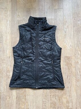 Columbia Black Omni heat Quilted Insulated Women's Vest Sz. L